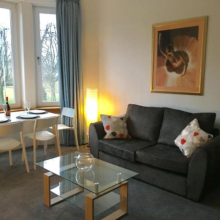 Bellahouston View Apartment Glasgow Room photo